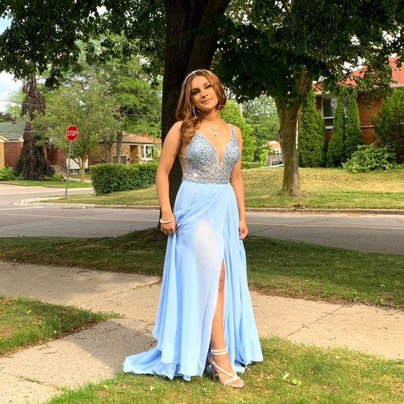 Prom Dress - Picture 4 of 6